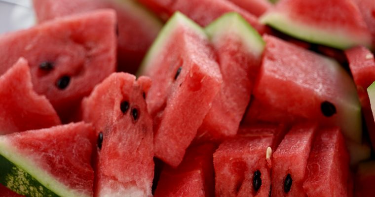 10 INEXPENSIVE SUMMER SUPERFOODS